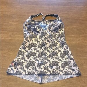 Ruby Ribbon Elegant Black and White Shapewear